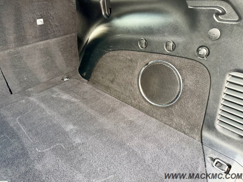 2020 Jeep Grand Cherokee Limited AWD Loaded Leather Pano Roof back Up Camer - Photo 26 - Hillsboro, OR 97123
