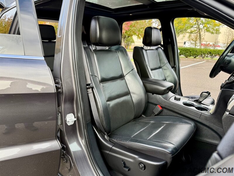 2020 Jeep Grand Cherokee Limited AWD Loaded Leather Pano Roof back Up Camer - Photo 20 - Hillsboro, OR 97123