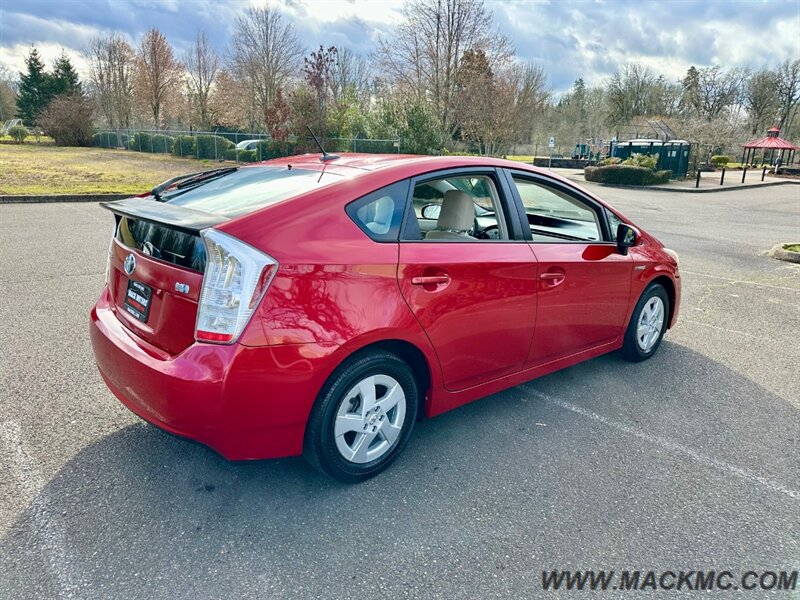 2010 Toyota Prius II Low Miles Brand New Tires 48-MPG   - Photo 5 - Hillsboro, OR 97123