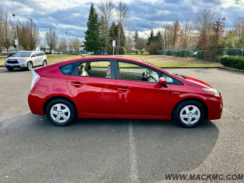 2010 Toyota Prius II Low Miles Brand New Tires 48-MPG   - Photo 4 - Hillsboro, OR 97123