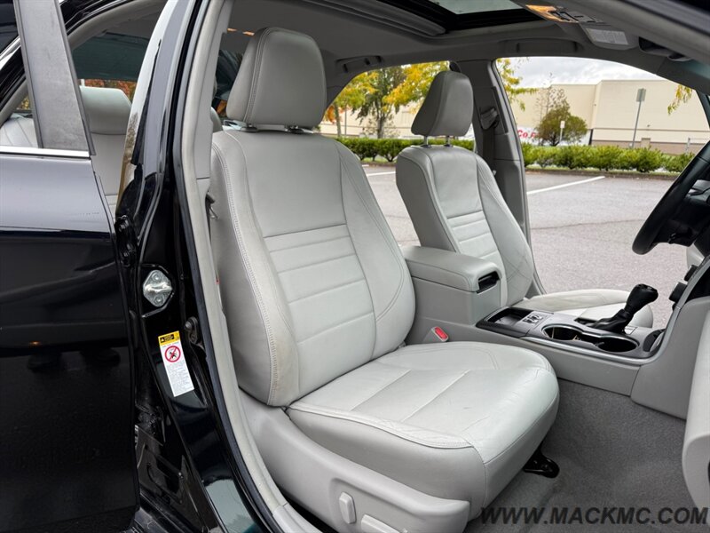 2015 Toyota Camry XLE AWD 90K Low Miles Loaded - Photo 15 - Hillsboro, OR 97123