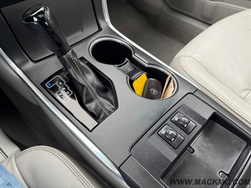 2015 Toyota Camry XLE AWD 90K Low Miles Loaded - Photo 22 - Hillsboro, OR 97123