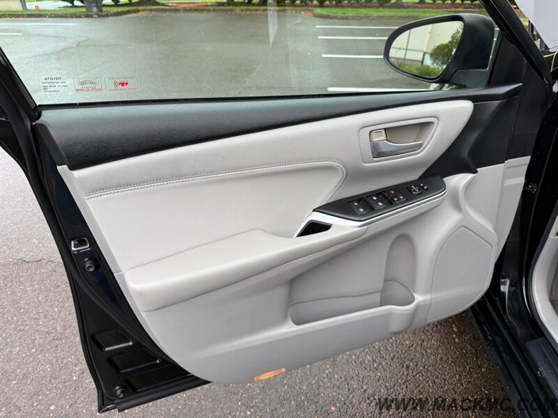2015 Toyota Camry XLE AWD 90K Low Miles Loaded - Photo 27 - Hillsboro, OR 97123