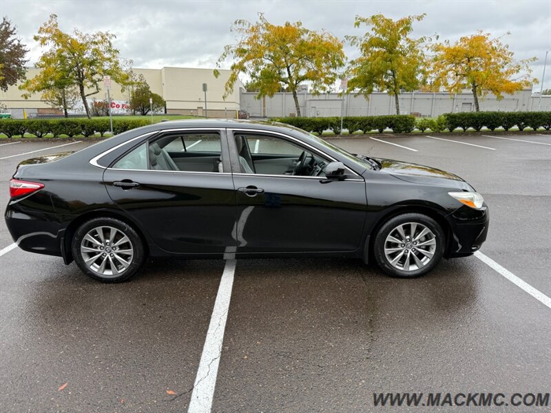 2015 Toyota Camry XLE AWD 90K Low Miles Loaded - Photo 6 - Hillsboro, OR 97123