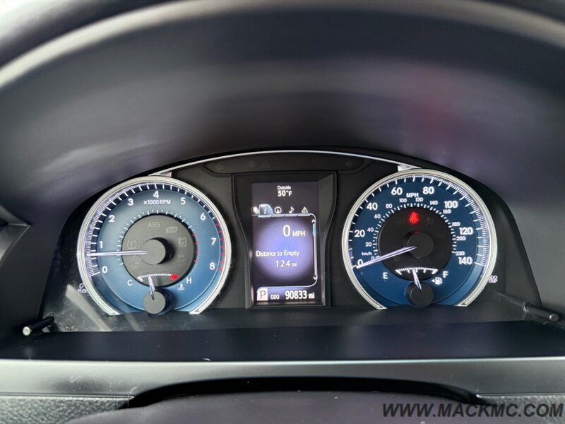 2015 Toyota Camry XLE AWD 90K Low Miles Loaded - Photo 19 - Hillsboro, OR 97123
