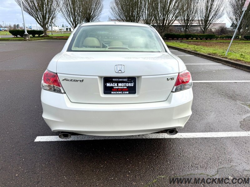2010 Honda Accord EX-L V6 w/Navi Leather Moonroof Heated Seats   - Photo 9 - Hillsboro, OR 97123