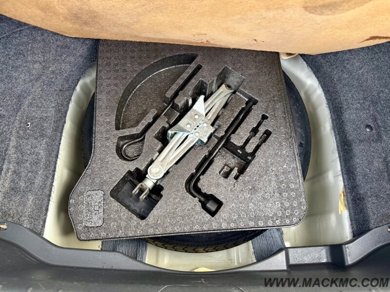 2010 Honda Accord EX-L V6 w/Navi Leather Moonroof Heated Seats   - Photo 26 - Hillsboro, OR 97123