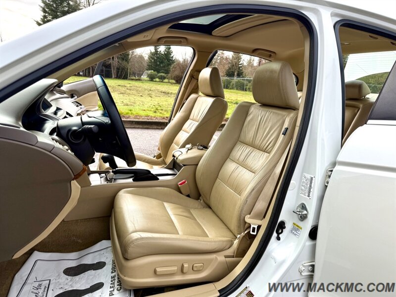 2010 Honda Accord EX-L V6 w/Navi Leather Moonroof Heated Seats   - Photo 13 - Hillsboro, OR 97123