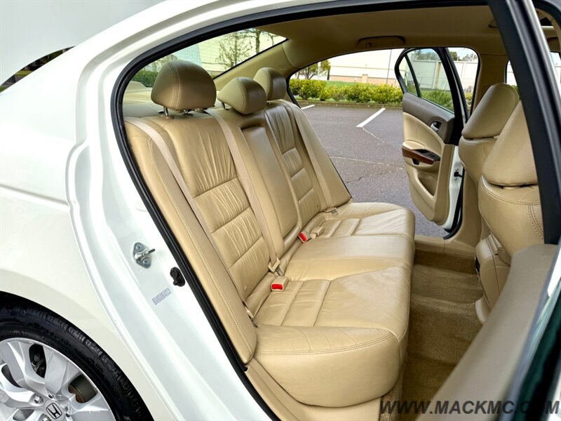 2010 Honda Accord EX-L V6 w/Navi Leather Moonroof Heated Seats   - Photo 15 - Hillsboro, OR 97123
