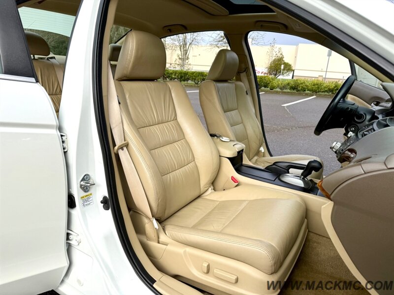 2010 Honda Accord EX-L V6 w/Navi Leather Moonroof Heated Seats   - Photo 14 - Hillsboro, OR 97123
