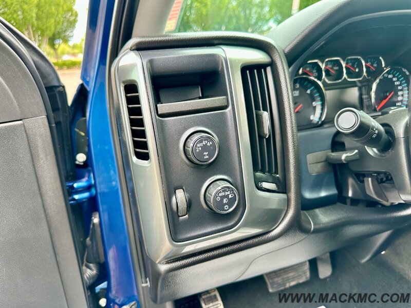 2018 Chevrolet Silverado 1500 LT ECO TEC3 4x4 Crew Cab Low Miles - Photo 13 - Hillsboro, OR 97123