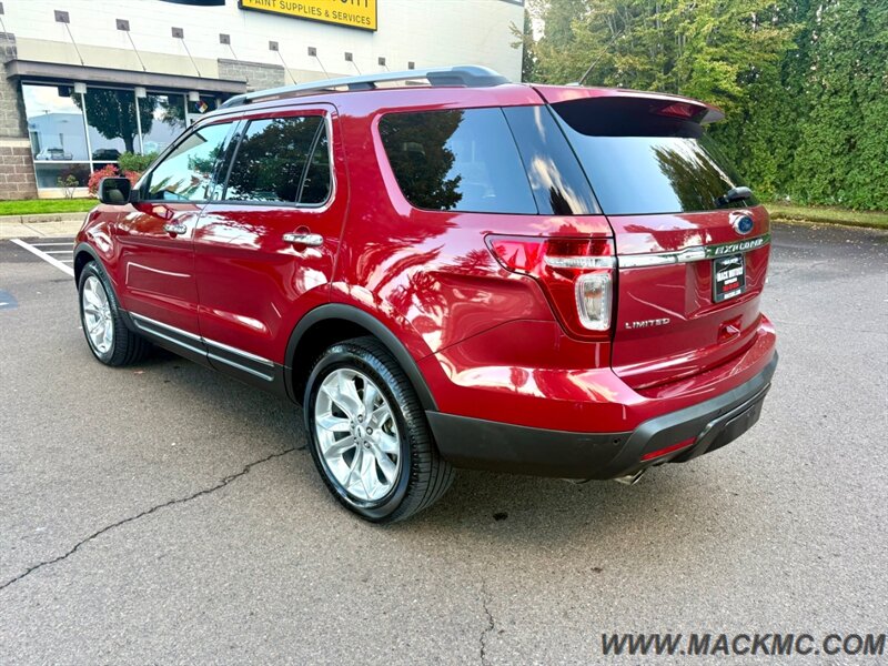 2013 Ford Explorer Limited Loaded Leather Dual Roof AWD - Photo 9 - Hillsboro, OR 97123