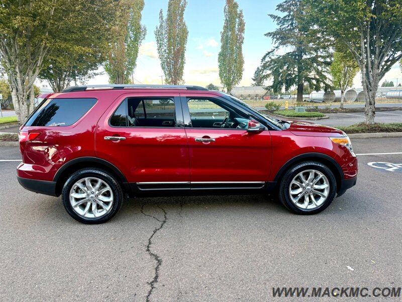 2013 Ford Explorer Limited Loaded Leather Dual Roof AWD - Photo 6 - Hillsboro, OR 97123