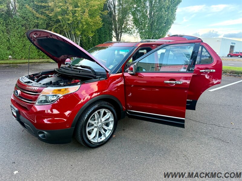 2013 Ford Explorer Limited Loaded Leather Dual Roof AWD - Photo 32 - Hillsboro, OR 97123