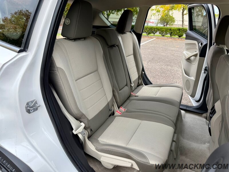 2014 Ford Escape SE  AWD 30-MPG   - Photo 14 - Hillsboro, OR 97123