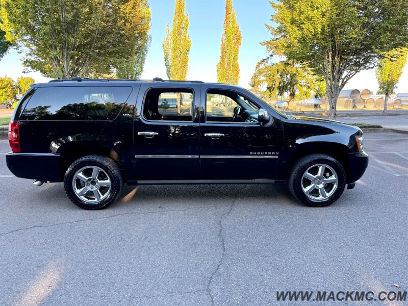 2013 Chevrolet Suburban LTZ 4x4 loaded 3Rd Row Back Up Camera - Photo 5 - Hillsboro, OR 97123