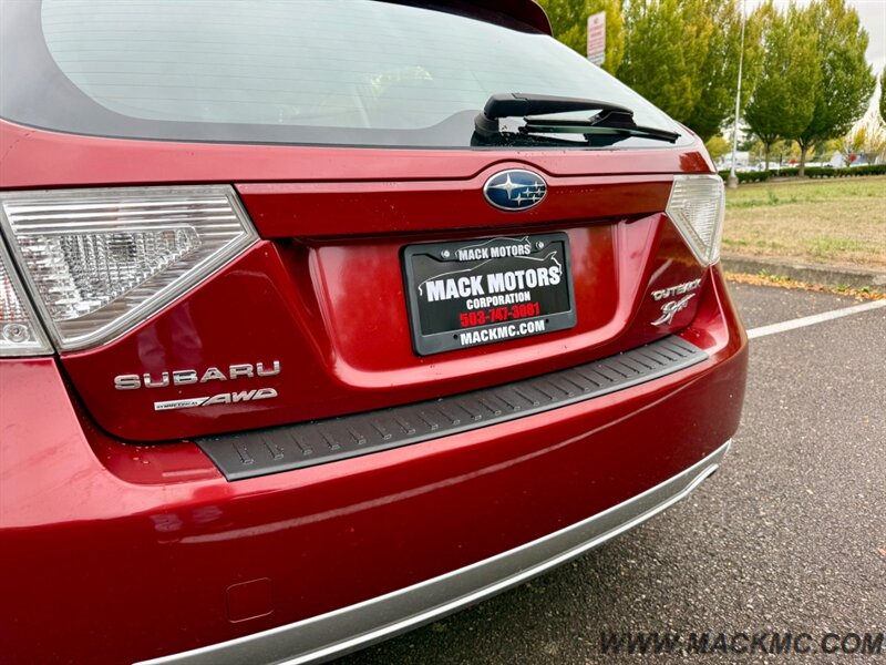 2011 Subaru Impreza Outback Sport 1-Owner 5-Speed Manual - Photo 10 - Hillsboro, OR 97123