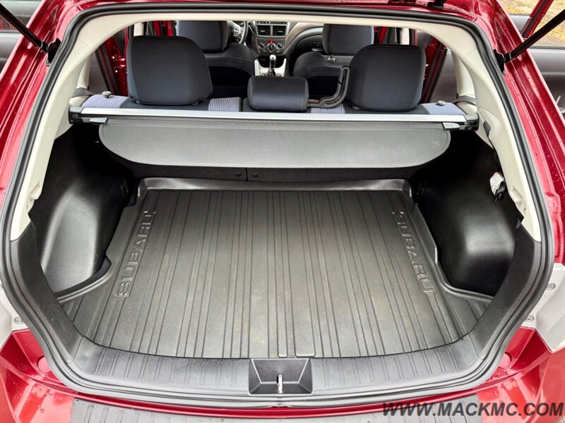 2011 Subaru Impreza Outback Sport 1-Owner 5-Speed Manual - Photo 20 - Hillsboro, OR 97123