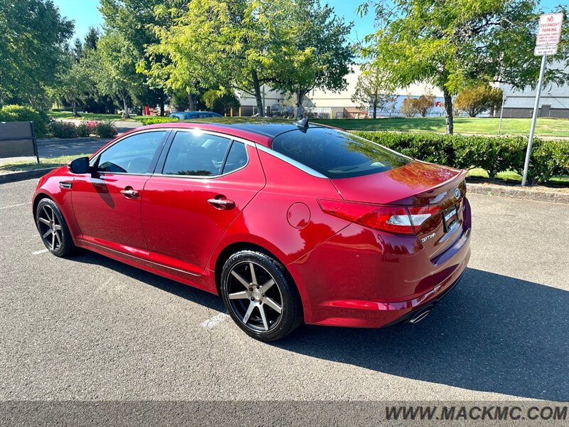 2011 Kia Optima SX Turbo   - Photo 10 - Hillsboro, OR 97123