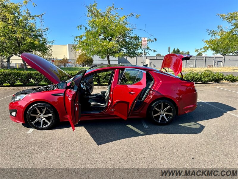 2011 Kia Optima SX Turbo   - Photo 30 - Hillsboro, OR 97123