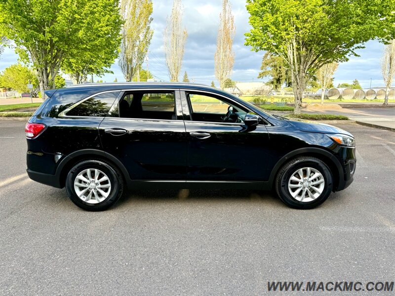 2016 Kia Sorento LX 3Rd Row Back Up Camera 29-MPG   - Photo 6 - Hillsboro, OR 97123