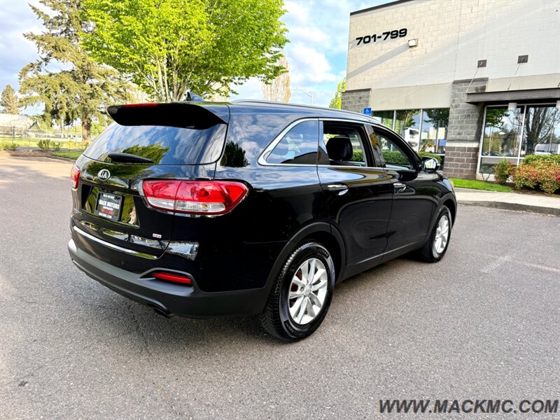 2016 Kia Sorento LX 3Rd Row Back Up Camera 29-MPG   - Photo 7 - Hillsboro, OR 97123