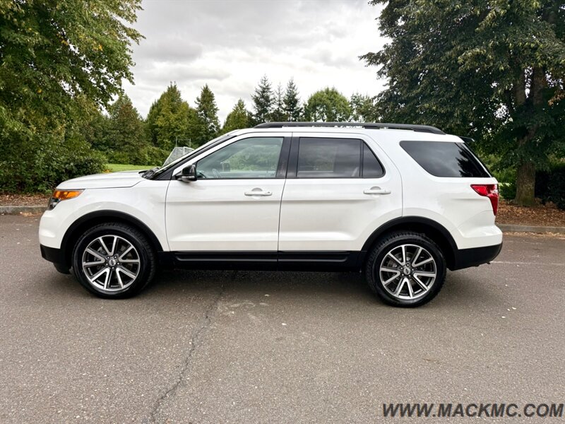 2015 Ford Explorer XLT AWD Back Up Camera New Tires - Photo 3 - Hillsboro, OR 97123