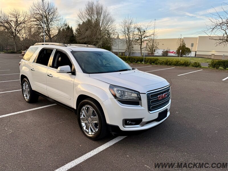 2017 GMC Acadia Limited Loaded Captian Chairs 3RD Row Navi Back Up Cam   - Photo 5 - Hillsboro, OR 97123