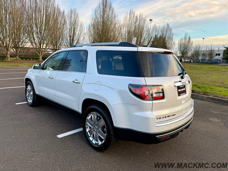 2017 GMC Acadia Limited Loaded Captian Chairs 3RD Row Navi Back Up Cam   - Photo 10 - Hillsboro, OR 97123