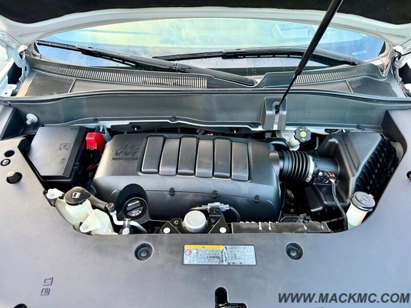 2017 GMC Acadia Limited Loaded Captian Chairs 3RD Row Navi Back Up Cam   - Photo 27 - Hillsboro, OR 97123