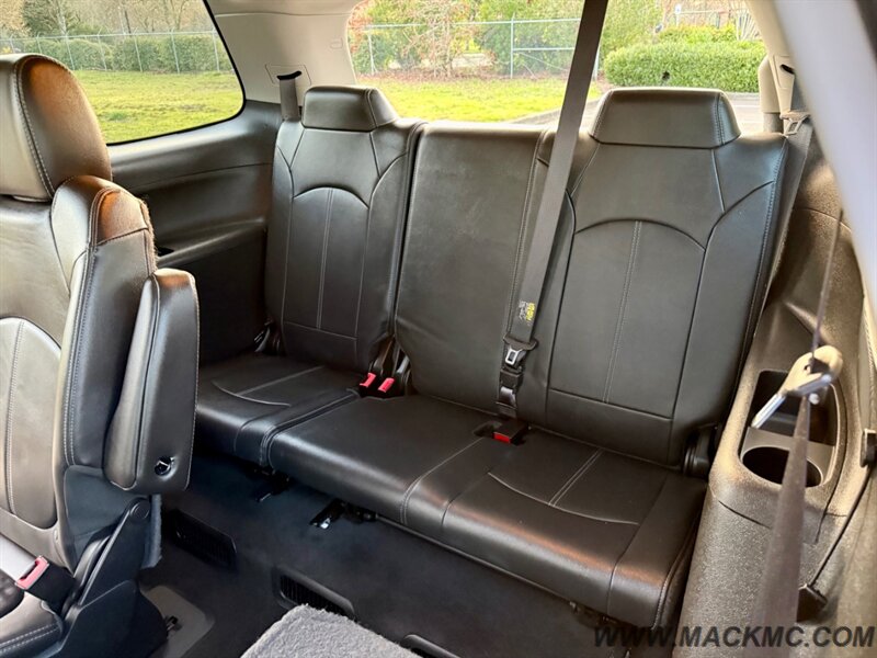 2017 GMC Acadia Limited Loaded Captian Chairs 3RD Row Navi Back Up Cam   - Photo 24 - Hillsboro, OR 97123