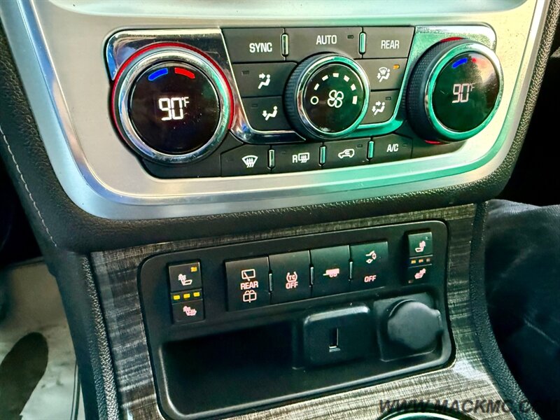 2017 GMC Acadia Limited Loaded Captian Chairs 3RD Row Navi Back Up Cam   - Photo 16 - Hillsboro, OR 97123