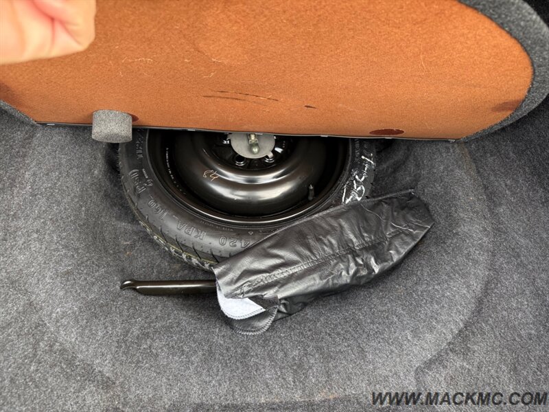 2005 Dodge Neon SXT 71K Low Miles   - Photo 19 - Hillsboro, OR 97123