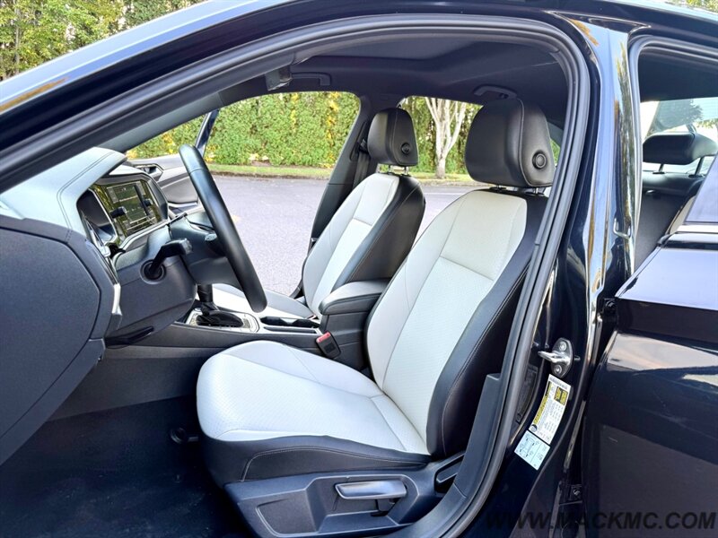 2020 Volkswagen Jetta R-Line 1-Owner 49K Low Miles 40-MPG   - Photo 16 - Hillsboro, OR 97123