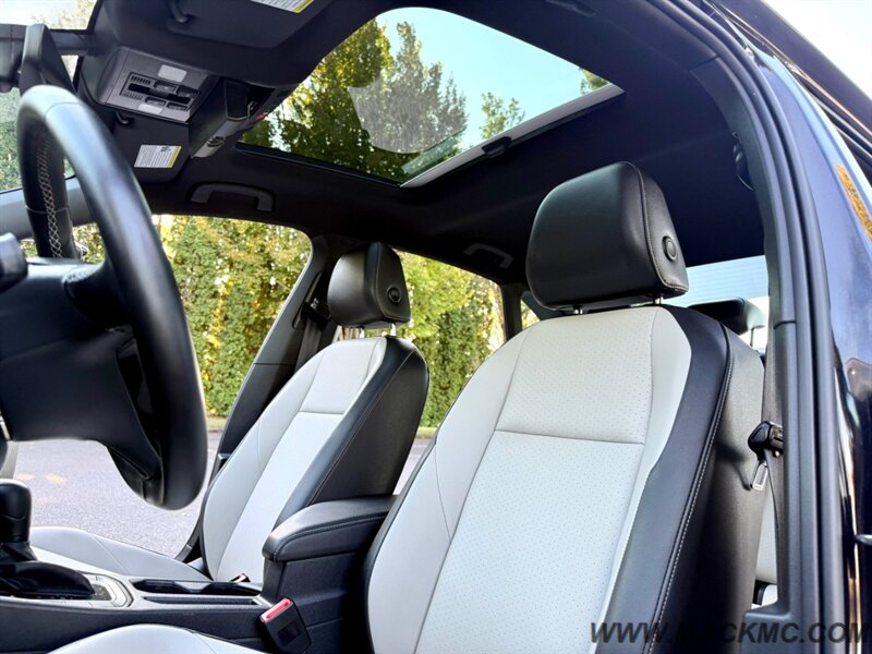 2020 Volkswagen Jetta R-Line 1-Owner 49K Low Miles 40-MPG   - Photo 17 - Hillsboro, OR 97123