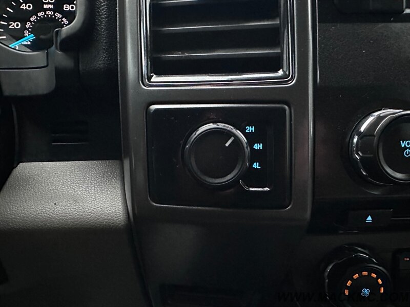 2017 Ford F-150 XLT Crew cab 5.0 V8 4x4 Low Miles   - Photo 13 - Hillsboro, OR 97123