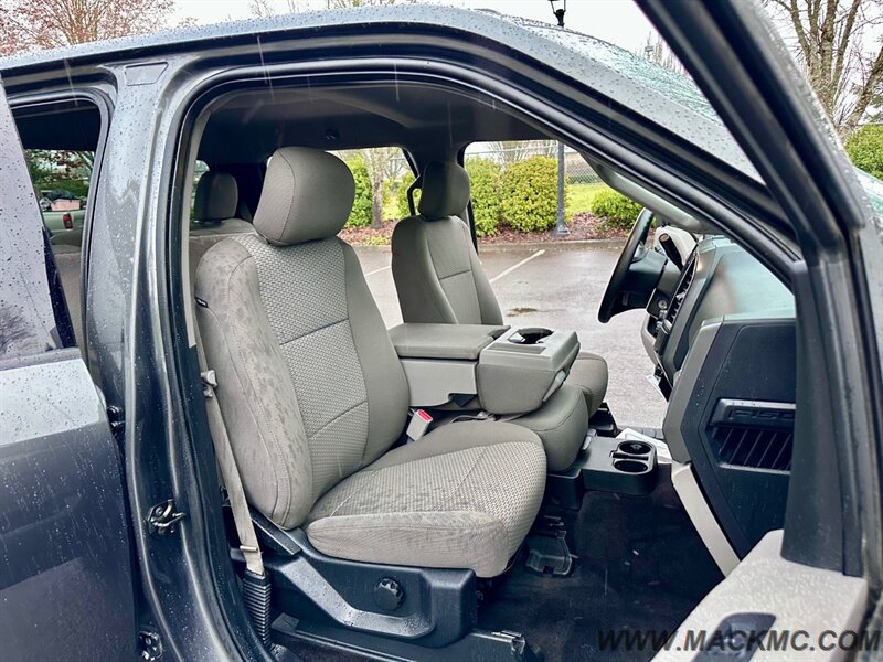 2017 Ford F-150 XLT Crew cab 5.0 V8 4x4 Low Miles   - Photo 17 - Hillsboro, OR 97123
