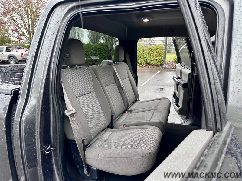 2017 Ford F-150 XLT Crew cab 5.0 V8 4x4 Low Miles   - Photo 18 - Hillsboro, OR 97123