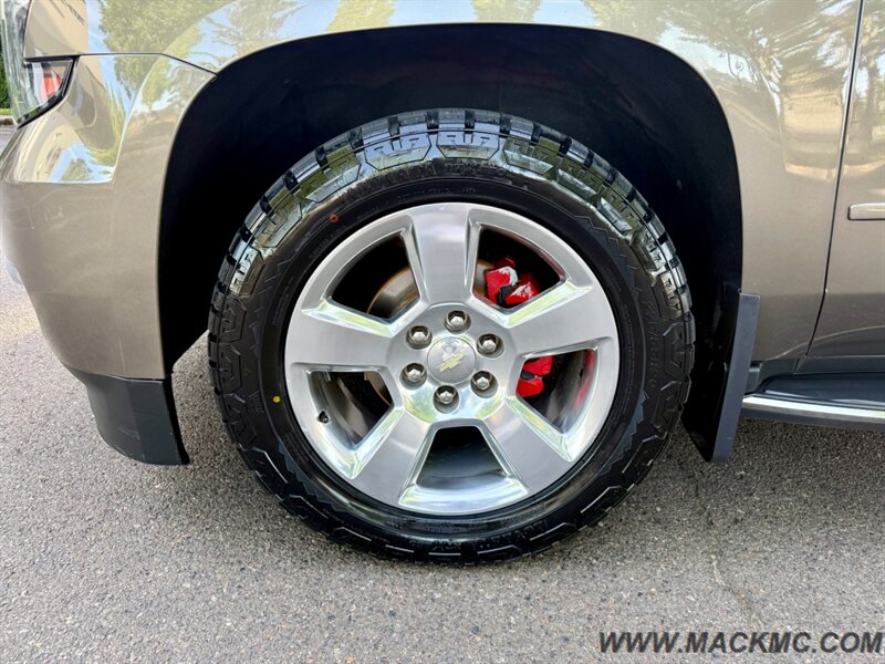 2016 Chevrolet Tahoe LTZ Loaded Navi Leather New Tires 4x4 - Photo 10 - Hillsboro, OR 97123