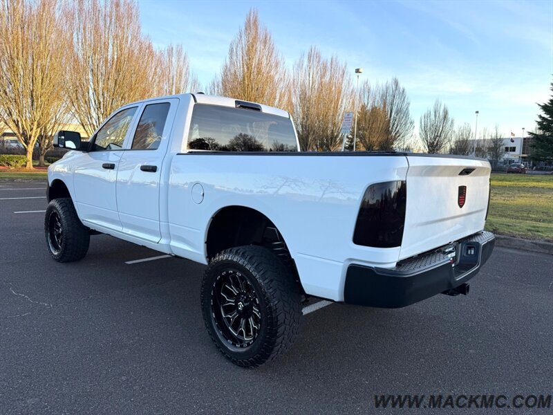 2018 RAM 1500 4x4 Lifted Rough Country Kit 35'S MTs   - Photo 10 - Hillsboro, OR 97123