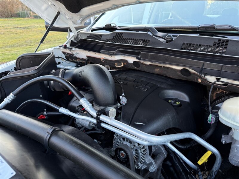 2018 RAM 1500 4x4 Lifted Rough Country Kit 35'S MTs   - Photo 16 - Hillsboro, OR 97123