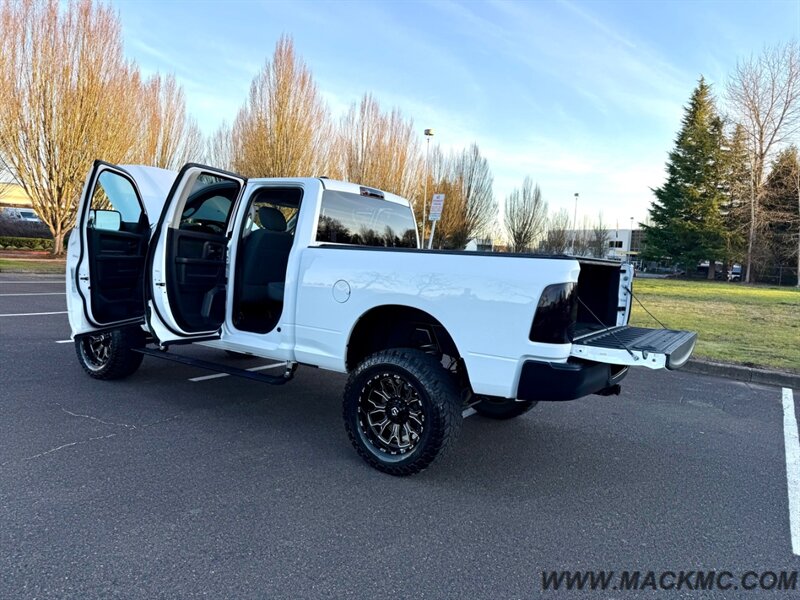 2018 RAM 1500 4x4 Lifted Rough Country Kit 35'S MTs   - Photo 34 - Hillsboro, OR 97123