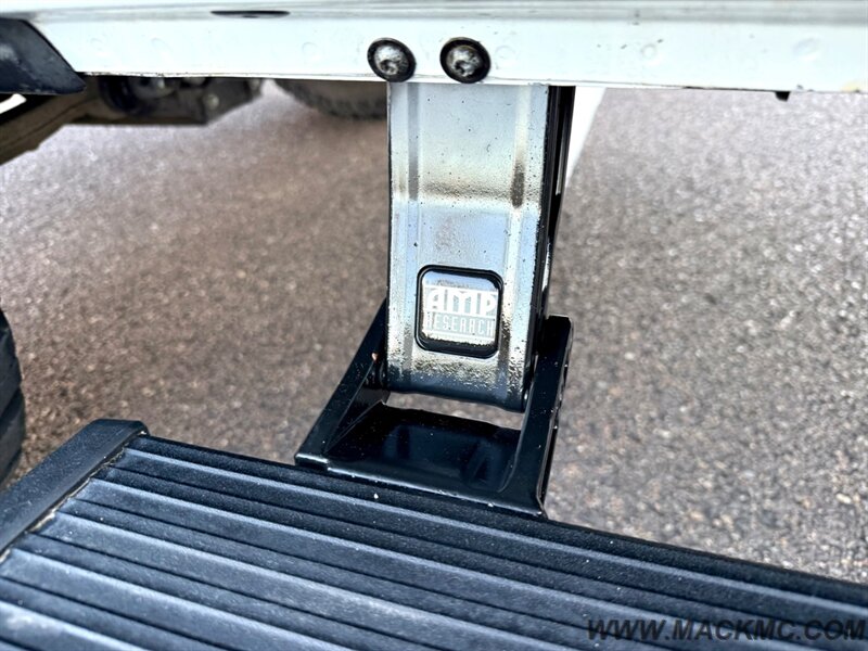 2018 RAM 1500 4x4 Lifted Rough Country Kit 35'S MTs   - Photo 14 - Hillsboro, OR 97123