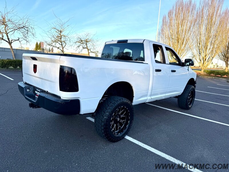 2018 RAM 1500 4x4 Lifted Rough Country Kit 35'S MTs   - Photo 8 - Hillsboro, OR 97123