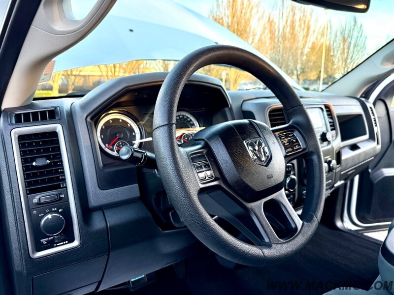 2018 RAM 1500 4x4 Lifted Rough Country Kit 35'S MTs   - Photo 17 - Hillsboro, OR 97123