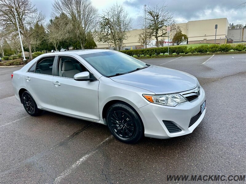 2012 Toyota Camry LE   - Photo 4 - Hillsboro, OR 97123