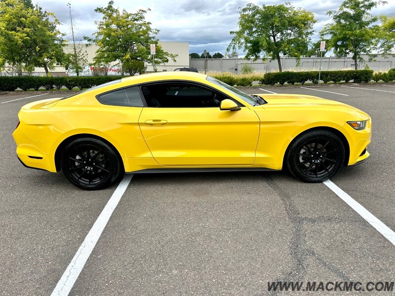 2016 Ford Mustang EcoBoost Automatic Back Up camera - Photo 5 - Hillsboro, OR 97123