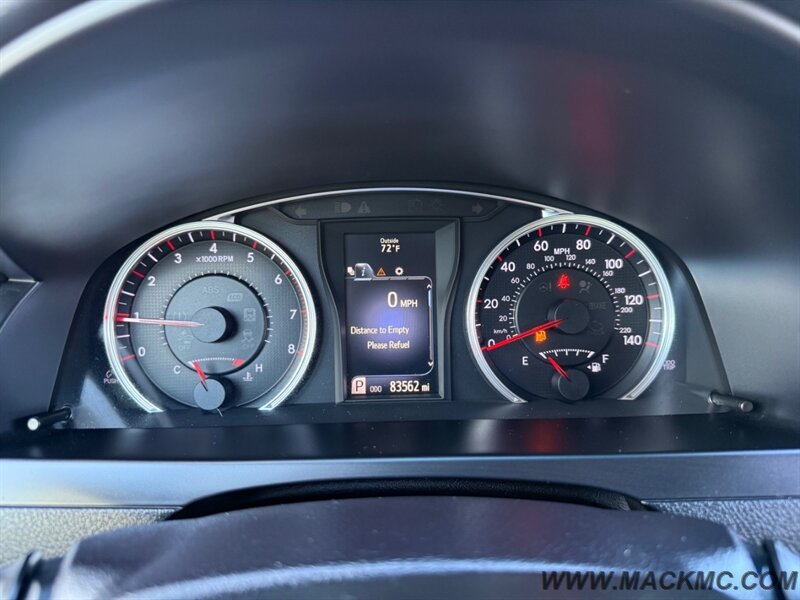 2016 Toyota Camry SE   - Photo 15 - Hillsboro, OR 97123