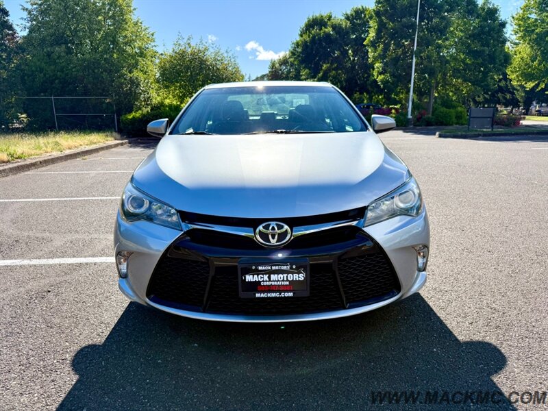 2016 Toyota Camry SE   - Photo 4 - Hillsboro, OR 97123
