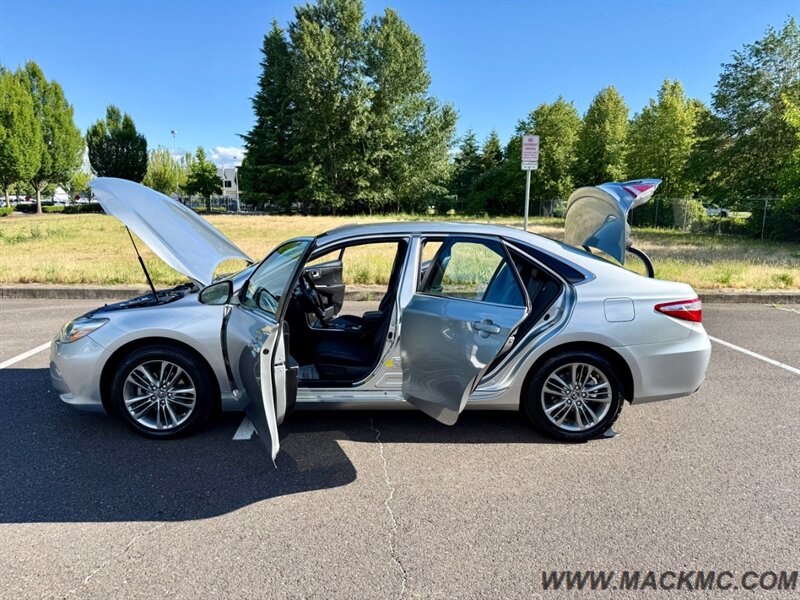 2016 Toyota Camry SE   - Photo 31 - Hillsboro, OR 97123